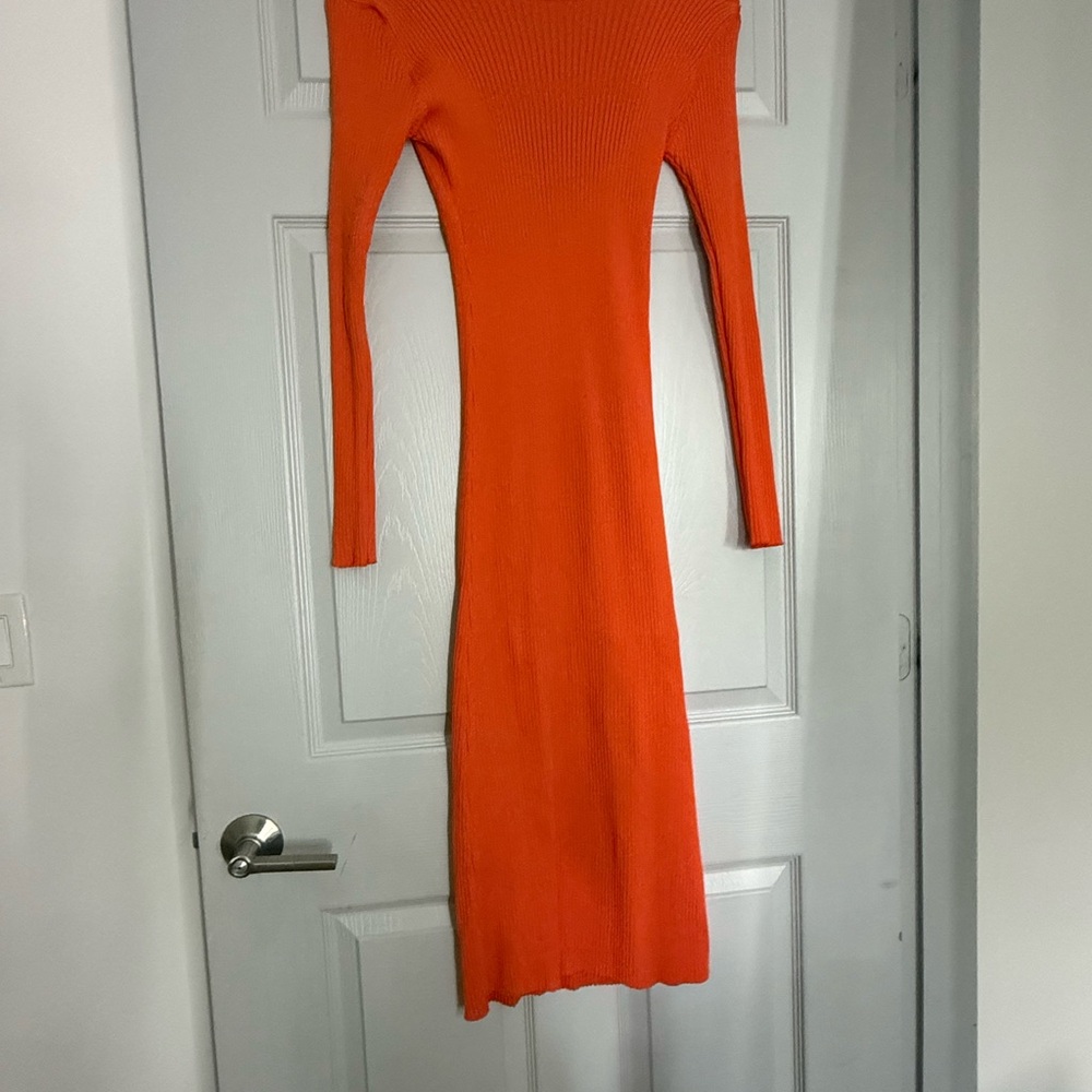Elegant Orange Knit Dress